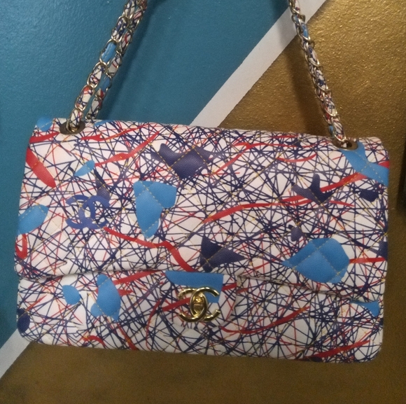 CHANEL Blue and Red Patterned Shoulder Bag - Picture 1 of 5